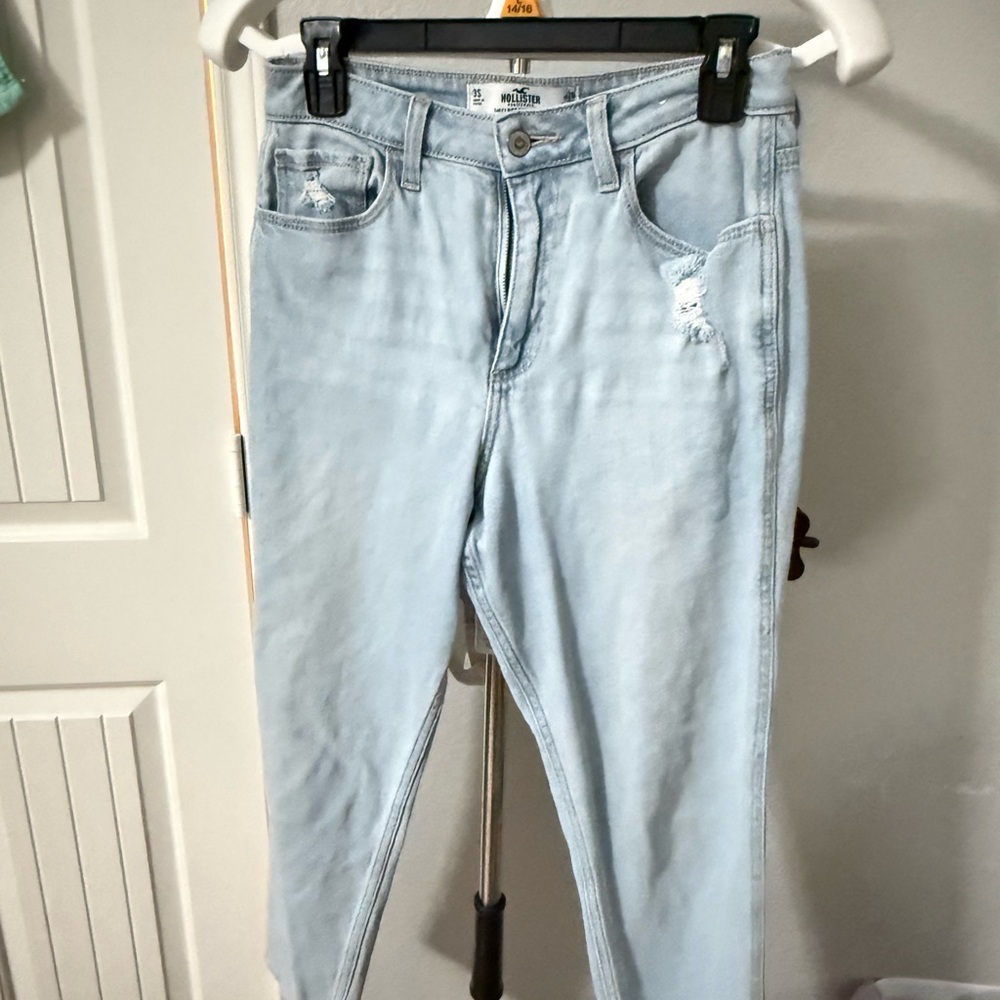 Hollister mom jeans
